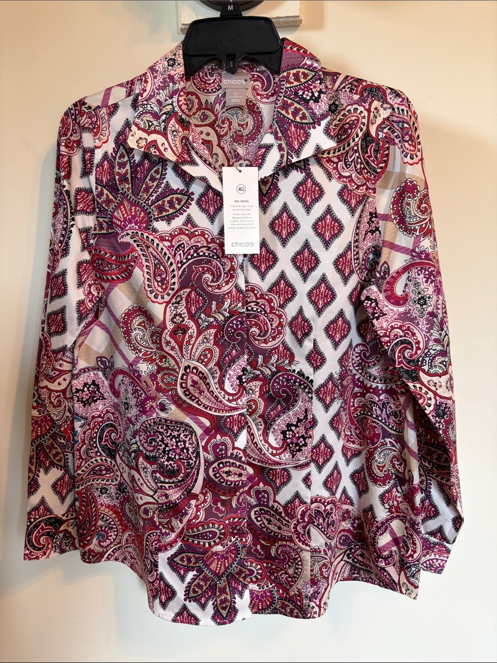 Chico’s No Iron 100% Cotton Paisley Button Front Shirt Size 0 S Pink Red NWT